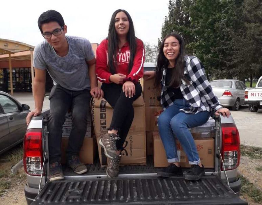 Estudiantes de agronomía realizan actividad solidaria como bienvenida a los novatos