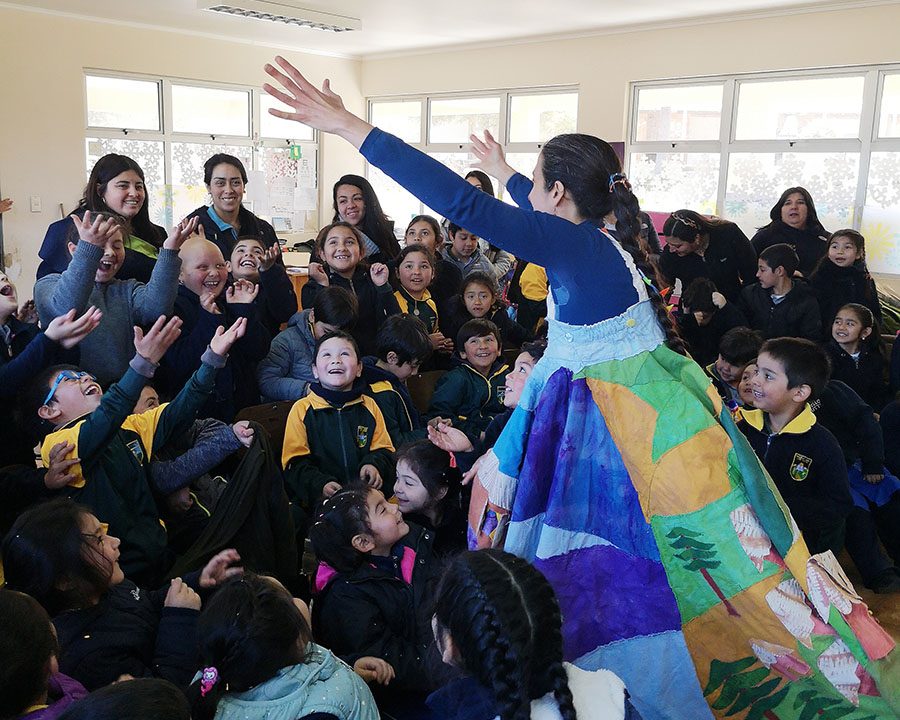 Con cuentacuentos en Escuela Rural de Los Montes  se realizó el lanzamiento de la FILIT 2019