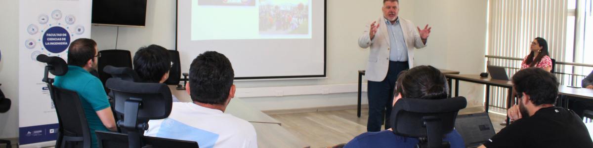 Dr. Nicolás Schiappacasse compartió su experiencia sobre la implementación de Comunidades de Aprendizaje