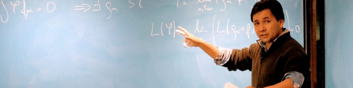 “Un Viaje a las Ideas. 33 historias matemáticas asombrosas”