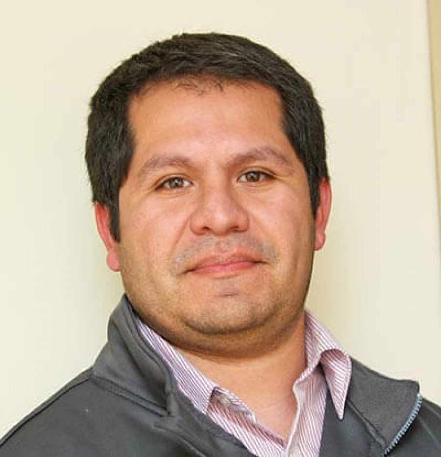 Dr. Iván Castillo M. asumió como nuevo decano de la Facultad de Medicina UCM