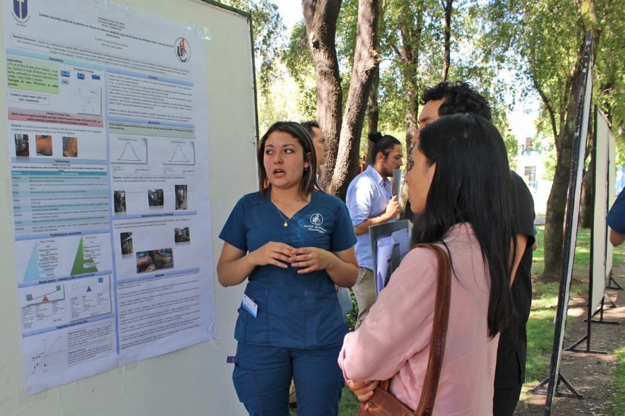 Estudiantes de Kinesiología UCM brindan mejor calidad de vida a grupo de pacientes postrados
