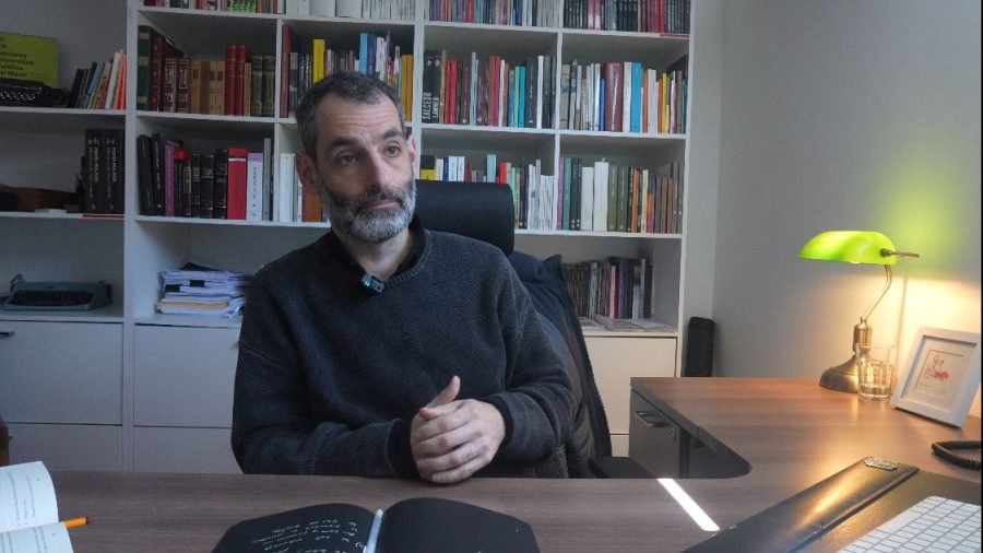 Director de Ediciones UCM ganó Premio Escrituras de la Memoria a las Mejores Obras Literarias 2025 con su “Diario de la migraña”