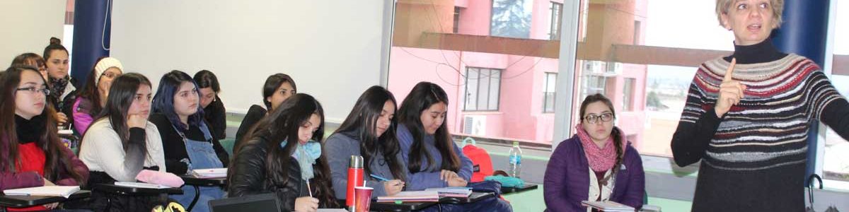 Reconocida investigadora italiana se encuentra de visita en Talca