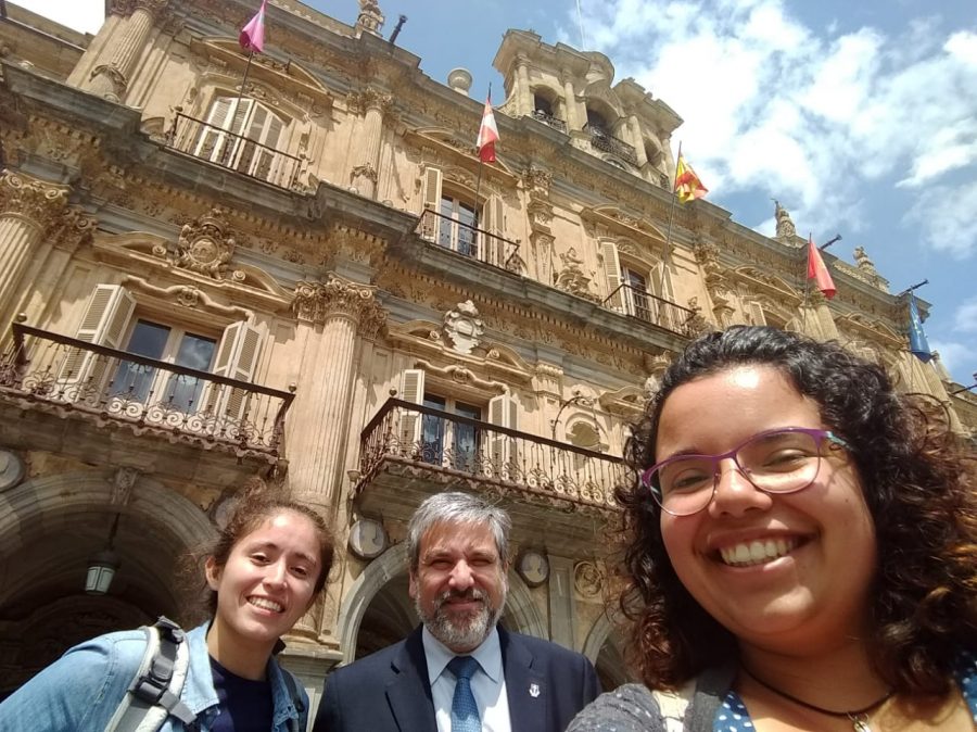 Estudiantes de intercambio   se reúnen con rector UCM en España